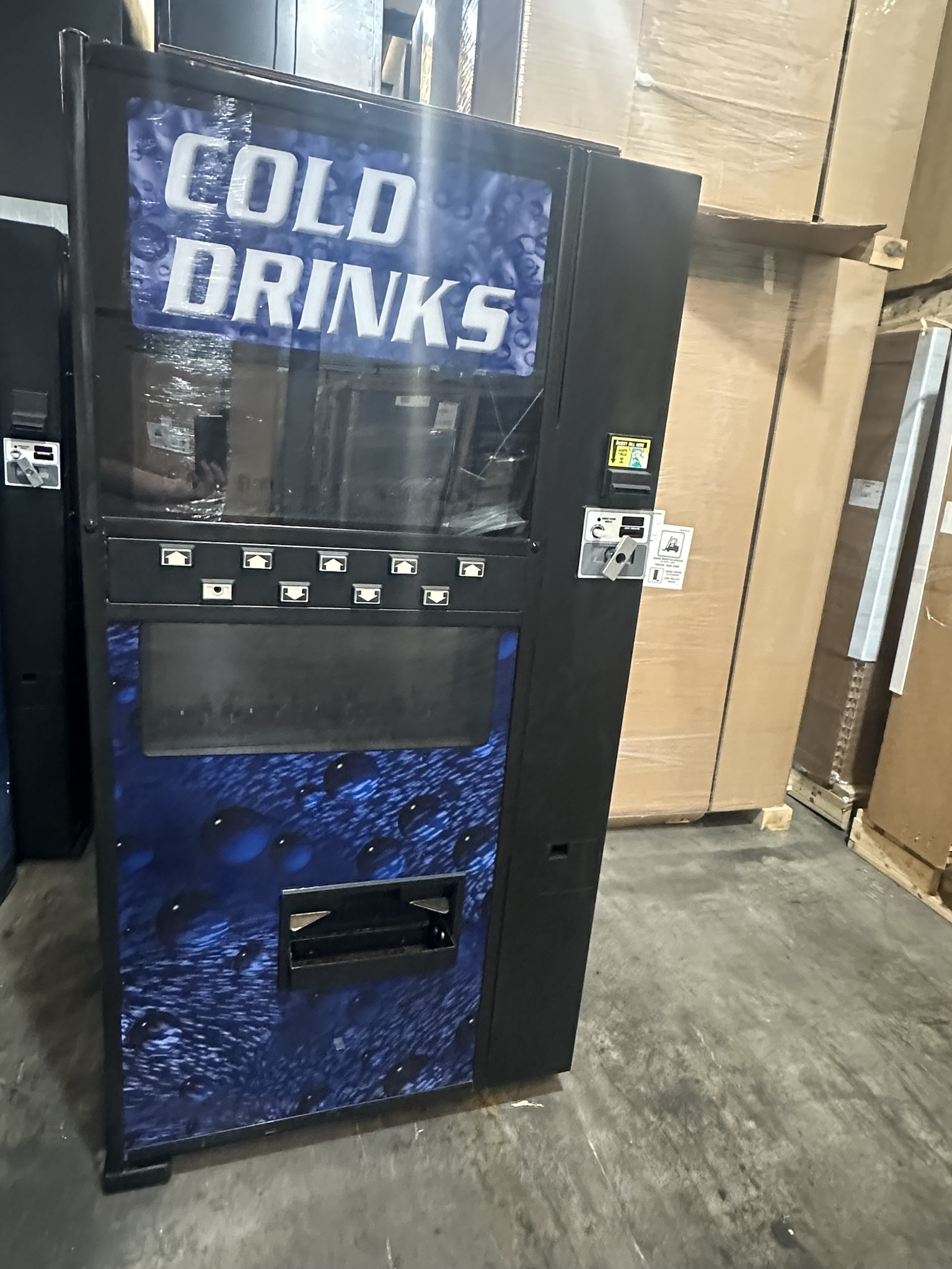 Dixie Narco 501E Live Dispaly with rebuilt bill acceptor and changer. Remanufactured machine. $1,995.00