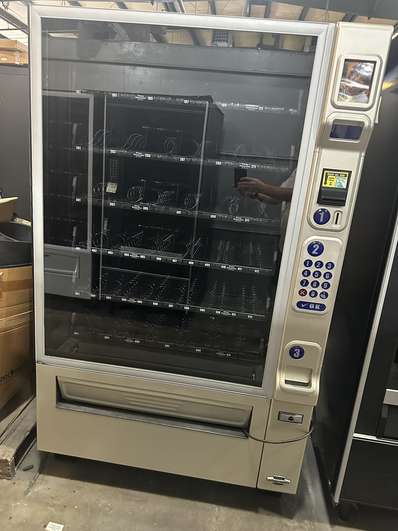 National Vendors 181-6 Wide Snack with rebuilt bill acceptor and changer. Cleaned up and checked out machine.$2,995.00